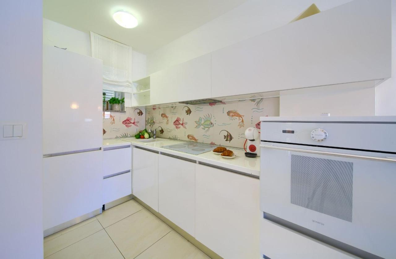 Apartments Aster Malinska Luaran gambar